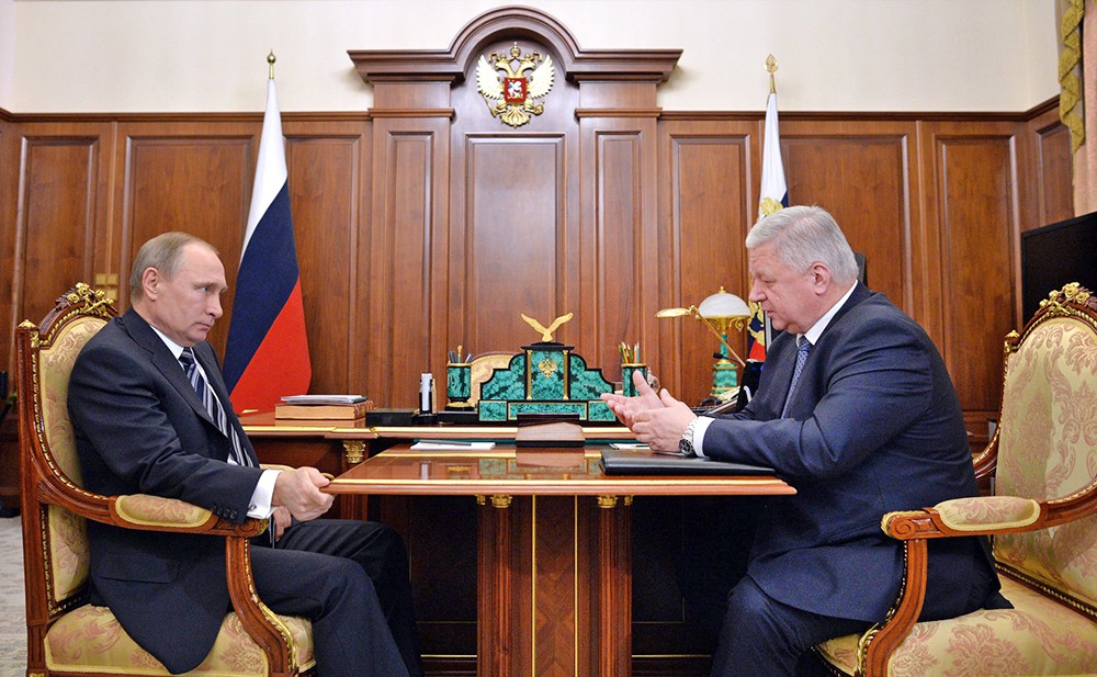 Встреча президента Владимира Путина с главой ФНПР Михаилом Шмаковым.