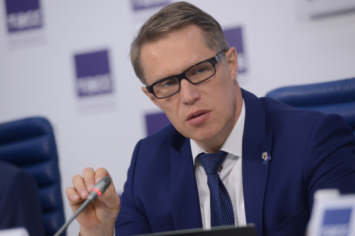 Мурашко отметил роль профсоюзов в работе системы здравоохранения.
