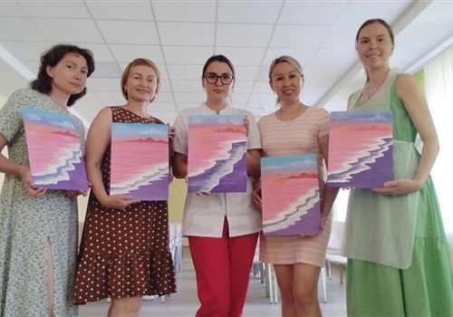 Арт-терапия для членов профактива.