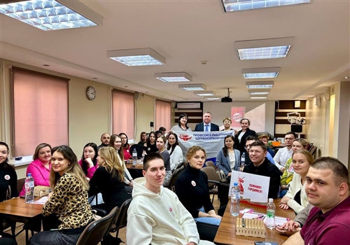 В Городской стоматологии состоялся интеллектуальный поединок «КВИЗ, ПЛИЗ».